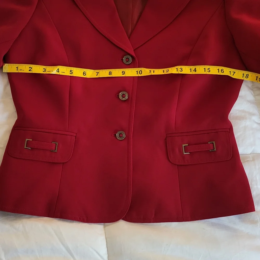 Tahari skirtsuit petite red size 6 - Picture 6 of 14